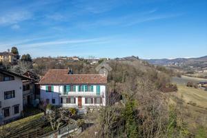 CASA SEMINDIPENDENTE A MORIONDO TORINESE