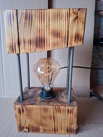 Portalampada industriale  legno e ferro