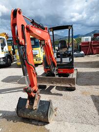 ESCAVATORE KUBOTA U27-4 2015 ESCAVATORE KUBOTA U27