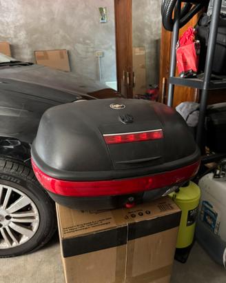 Baulettto moto givi 48 l