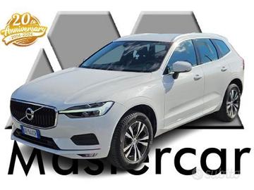 VOLVO XC60 XC60 II 2018 2.0 b4 Momentum Pro awd