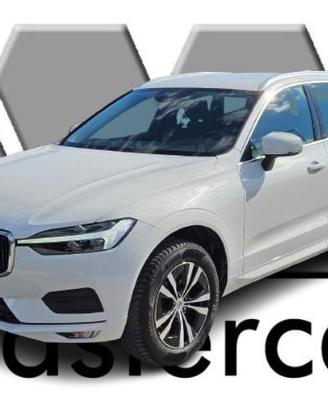 VOLVO XC60 XC60 II 2018 2.0 b4 Momentum Pro awd