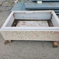 vaso in marmo bianco