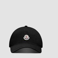 Stock cappelli moncler