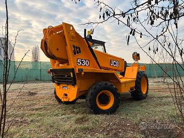 P192 - TELESCOPICO JCB 530 TARGATO