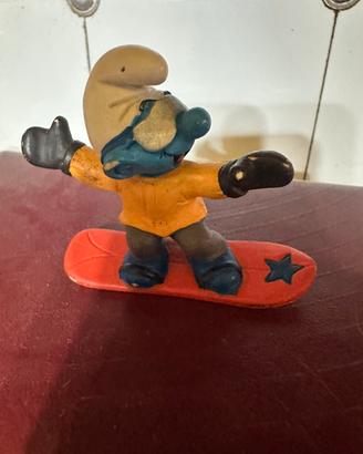 Puffo snowboarder