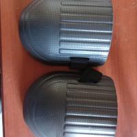 Ginocchiere per giardino 