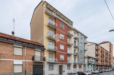 2 LOCALI A TORINO