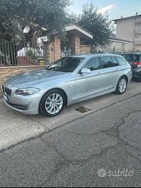 bmw 520d 184 luxury - 2011