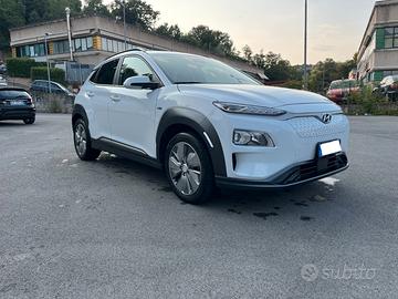 HYUNDAI Kona elettrica 64 kw aut. 520 km