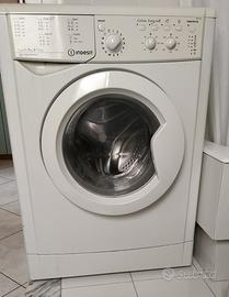 Lavatrice INDESIT IWC 71252 C ricambi