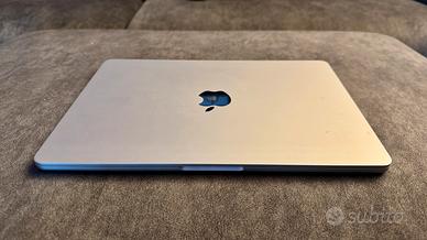 MacBook Air M2 13" 16GB / 1TB  GPU 10 core argento