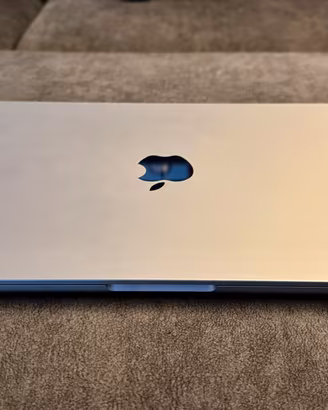 MacBook Air M2 13" 16GB / 1TB  GPU 10 core argento