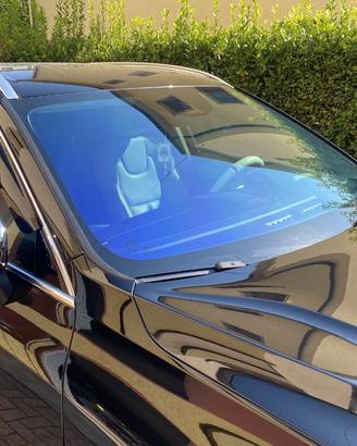 Oscuramento vetri auto
