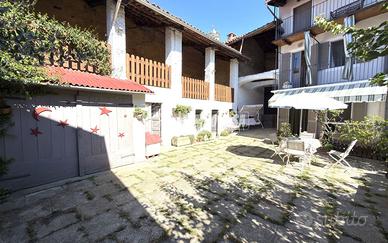 Casa indipendente a Strambino 6 locali