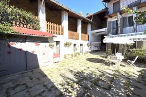 Casa indipendente a Strambino 6 locali