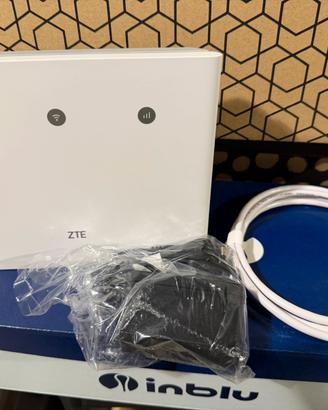 Modem FWA indoor 4g wi-fi 6 ZTE MF296D bianco