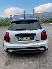 MINI COOPER F56