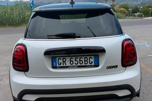 MINI COOPER F56