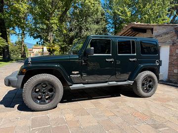 Jeep Wrangler Unlimited  2.8 crd Black forest edit