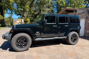 Jeep Wrangler Unlimited  2.8 crd Black forest edit