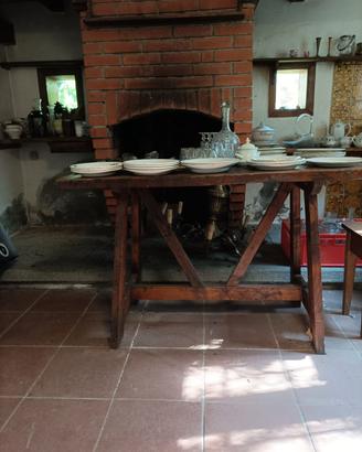 tavolino a cavalletto di abete