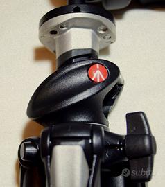 Manfrotto  190XPROB + Testa 324RC2.