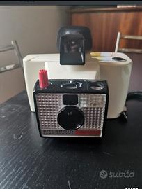 macchina fotografica vintage polaroid 