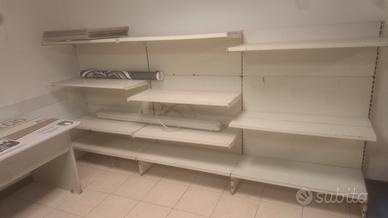 ARREDO NEGOZIO