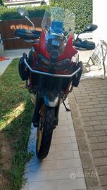 Africa Twin accessoriata 