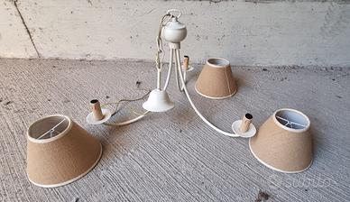 Lampadario a Tre Luci