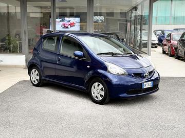 Toyota Aygo 1.0 Benzina 68CV Neo. Automatica - 200