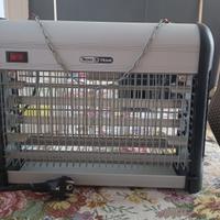 Lampada cattura insetti