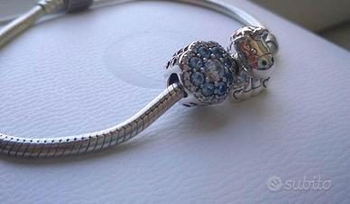 PANDORA 2 Charms Fiore Blu Scintillante 797851NMB+