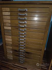 cassettiera tipografo vintage