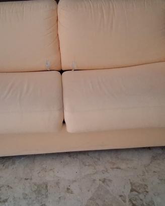divano letto tre posti su lecce 