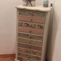 Cassettiera