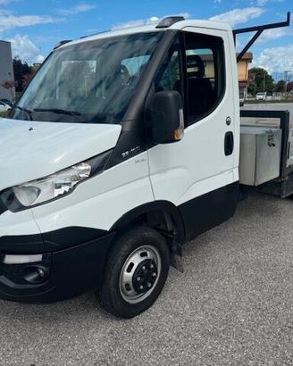 IVECO DAILY 35 -160 2.3HPI CASSONE FISSO + GRU