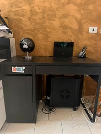 Scrivania ikea