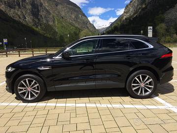 Jaguar F-Pace 2.0D 180cv AWD aut.Prestigie