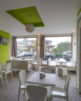 Immobile di 280 m² con 1 locale a Terno d'Isola