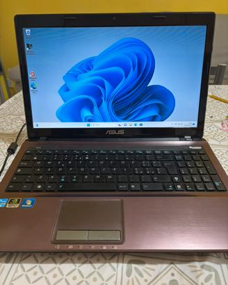 Notebbok asus i7