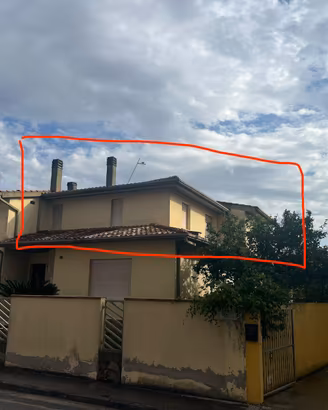 Appartamento  mansardato indipendente
