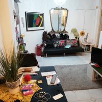 Stanza singola ampia e luminosa con balcone