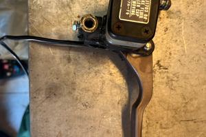 Pompa freno anteriore suzuki gs550