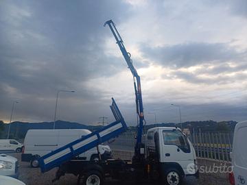 ISUZU RIBALTABILE CON GRU