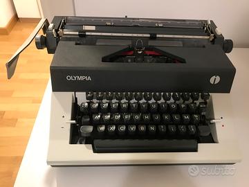 Macchiana da scrivere Olympia International