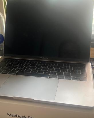 MacBook Pro 2018 13” con touch bar