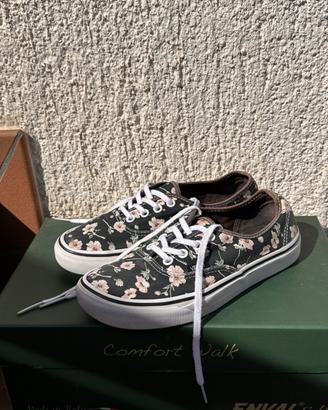 Scarpe Vans taglia 37