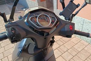 scooter Sym HD 300